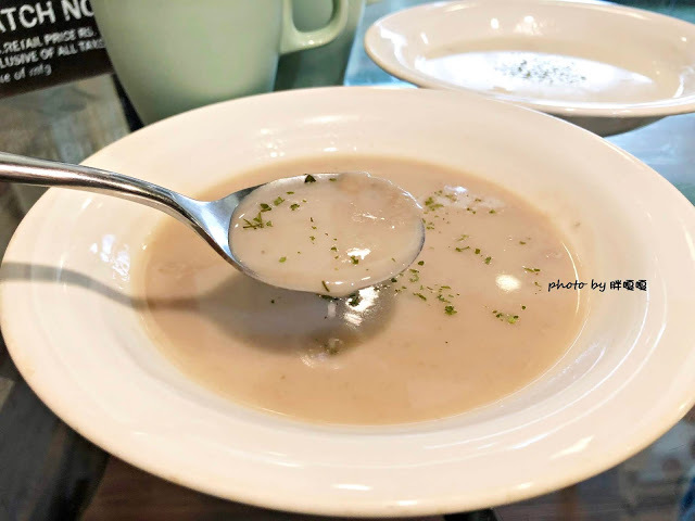 【台中 北區】高沐 Pasta&Steak 🍝位在科博館附近，網路聲浪超高，一致好評無雷的平價義式料理，實際走一遭後，我想我們夫妻倆的嘴巴有問題吧！！