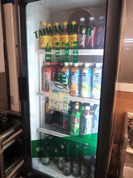 三好美平價火鍋 飲料區