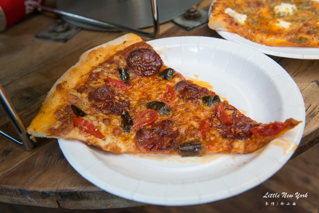 小紐約披薩Little New York~道地的美式靈魂,黃金比例麵皮耐人尋味!國父紀念館站美食推薦 - 麥仔の生活日記