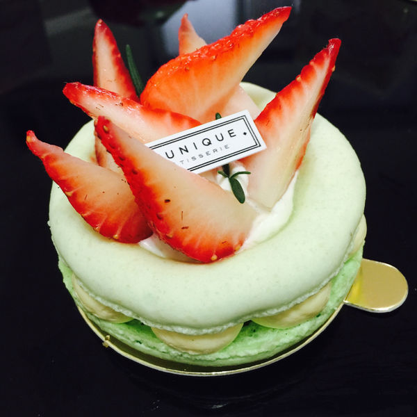 [台北大安美食]WUnique Pâtisserie法式手工甜點 限量草莓組合蛋糕 神秘草莓蛋糕