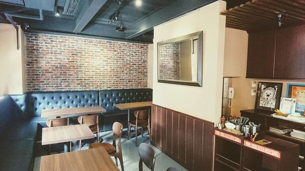 28471210_1802569573108057_6167284344673752145_n