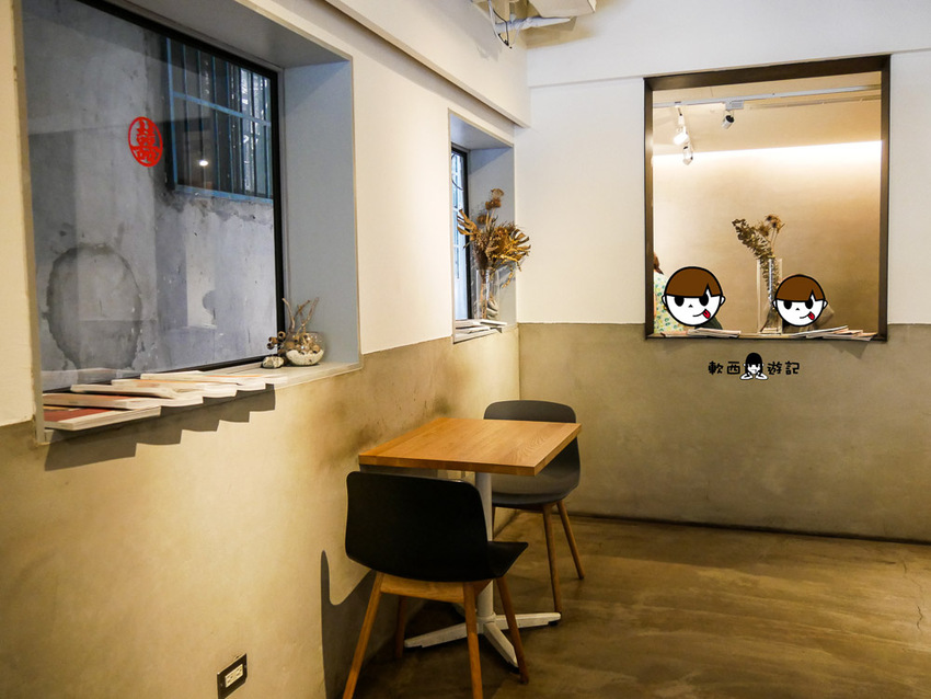 科技大樓站不限時咖啡廳推薦》Stoppage Time補時●超可愛方塊個人座位區 一個人來也可以! 免費插座/wifi 不限時咖啡廳推薦 台北不限時咖啡廳 - 軟西，遊記