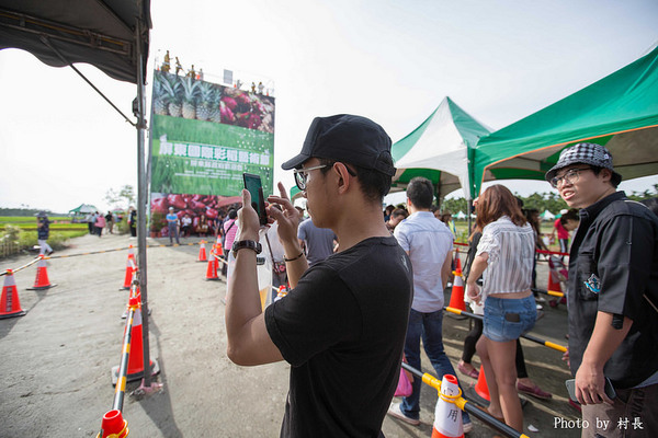 LINE FRIENDS彩繪稻田:【遊記】{屏東。南州}「全球首發 LINE FRIENDS彩繪稻田」就在2015屏東國際彩稻藝術節 LINE FRIENDS彩繪稻田:【遊記】{屏東。南州}「全球首發 LINE FRIENDS彩繪稻田」就在2015屏東國際彩稻藝術節