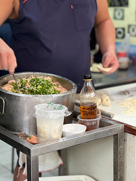 【宜蘭礁溪美食】正常鮮肉小湯包 x 皮薄餡厚爆湯汁！一顆小湯