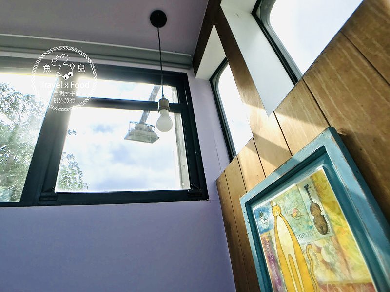 幸福時光 Happy Time 親子餐廳|百元DIY、舒適座椅、戶外鞦韆、兒童閱讀室,一起在叮叮車上共度美好親子時光 @魚兒 x 牽手明太子的「視」界旅行