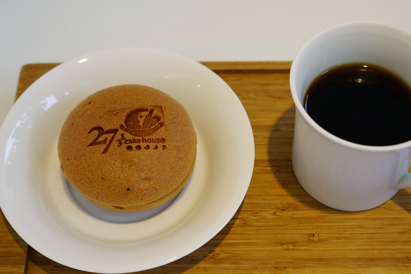 27 1/3cake house--台灣大道的小地標--時尚超強設計，引領新流行--冰岩菓燒、塔菲糖、手工布丁--米其林三星甜點不可不嚐