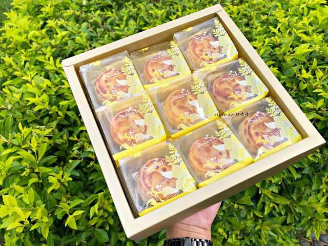 【台中 南屯】27 1/3 Cake house🎁中秋送禮新選擇，流心月餅，不用加熱，切開就是爆炸流心，價格也很合理，吃不到美心，這個也好推薦啊！！