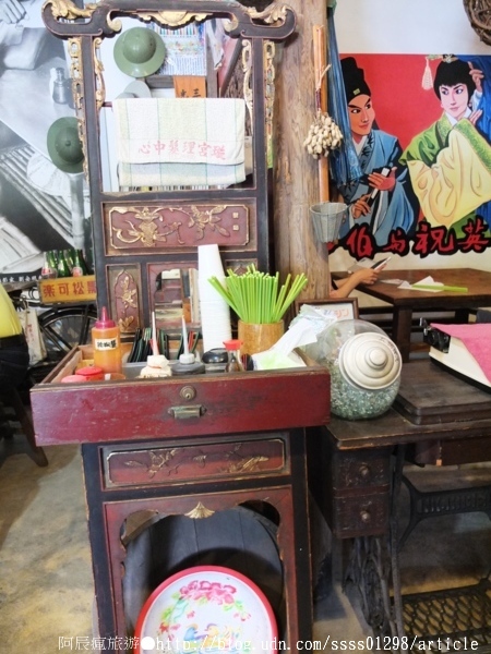 【美食特搜。屏東內埔鄉】老實麵懷舊麵館。走進懷舊風味的時光機 回到老實年代吃碗老實麵