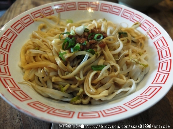 【美食特搜。屏東內埔鄉】老實麵懷舊麵館。走進懷舊風味的時光機 回到老實年代吃碗老實麵