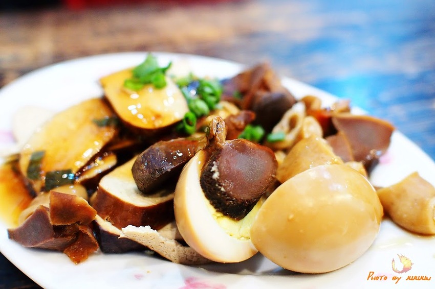 (屏東內埔) 老實麵懷舊麵館 / 懷舊復古情懷的特色麵鋪，滷味好吃，辣椒很出色