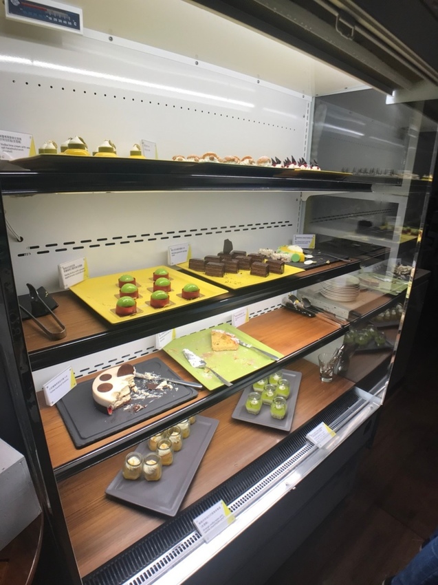 The kitchen table_200526_0005.jpg