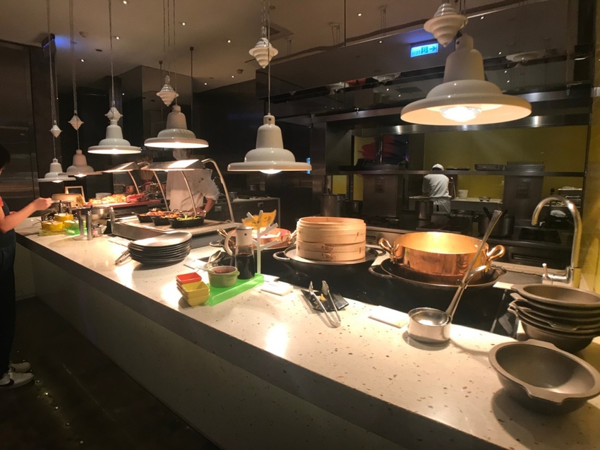 The kitchen table_200526_0025.jpg