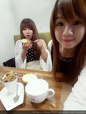 光合箱子Daylight(台北南京店)推薦台北南京復興下午茶早午餐美食黑糖堅果優格超好吃!!養生的下午茶姊妹時光