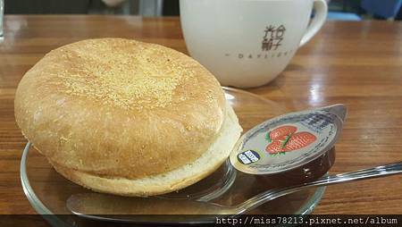 光合箱子Daylight(台北南京店)推薦台北南京復興下午茶早午餐美食黑糖堅果優格超好吃!!養生的下午茶姊妹時光