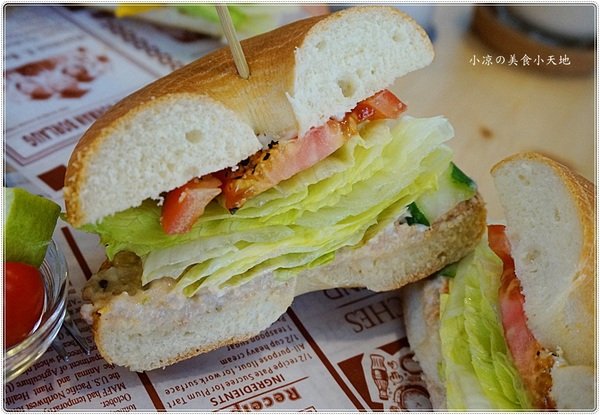 啡文學咖啡館(三店):台中南屯』啡文學大英店║不限時咖啡館,大份量早午餐、輕食、手沖單品咖啡,一個人也可慢活~