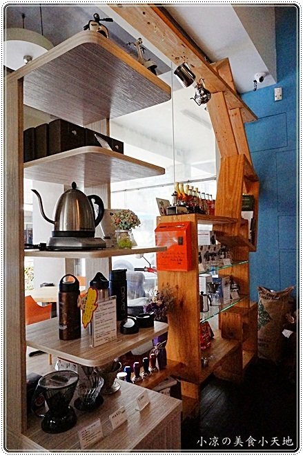 啡文學咖啡館(三店):台中南屯』啡文學大英店║不限時咖啡館,大份量早午餐、輕食、手沖單品咖啡,一個人也可慢活~