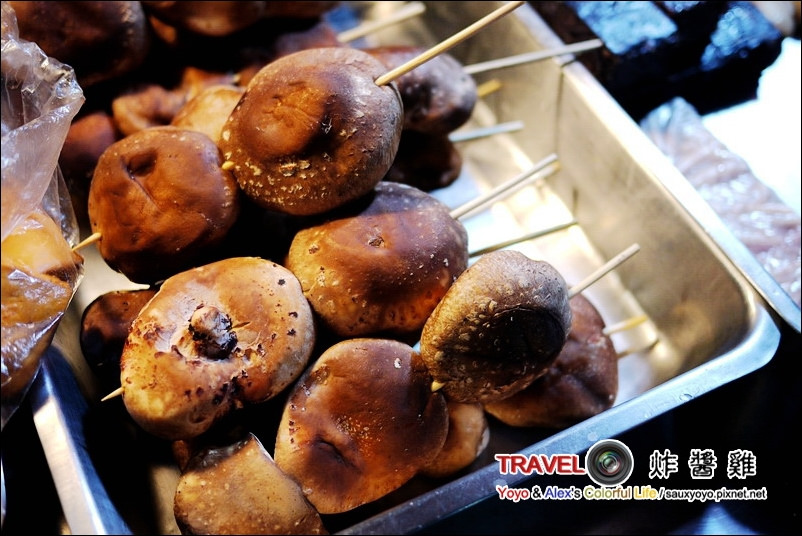 【中和】炸醬雞 ~ 鹽酥雞+獨門醬料好好食 中和最好吃的鹽酥雞攤!!!
