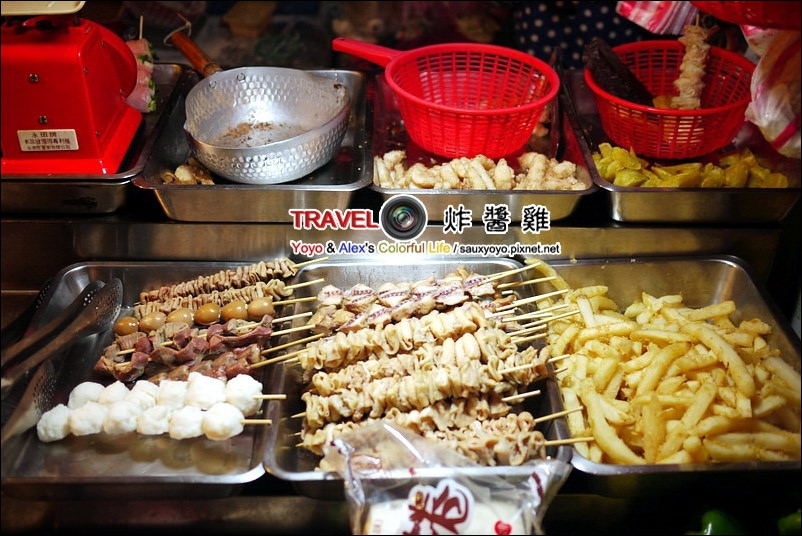 【中和】炸醬雞 ~ 鹽酥雞+獨門醬料好好食 中和最好吃的鹽酥雞攤!!!