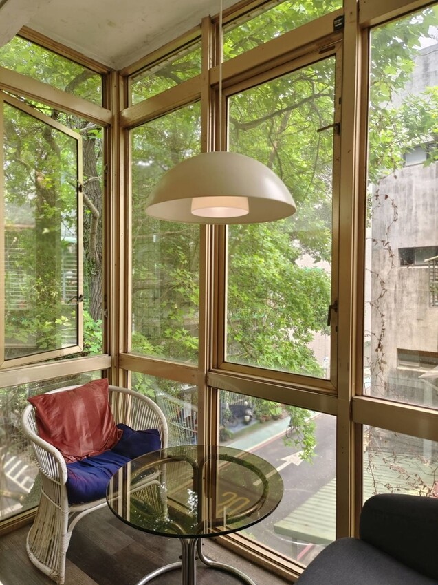 55768.jpg - 【台北.大安區】AGCT apartmrnt充滿綠意森林系咖啡廳。肉桂捲+提拉米蘇超美味。平日不限時