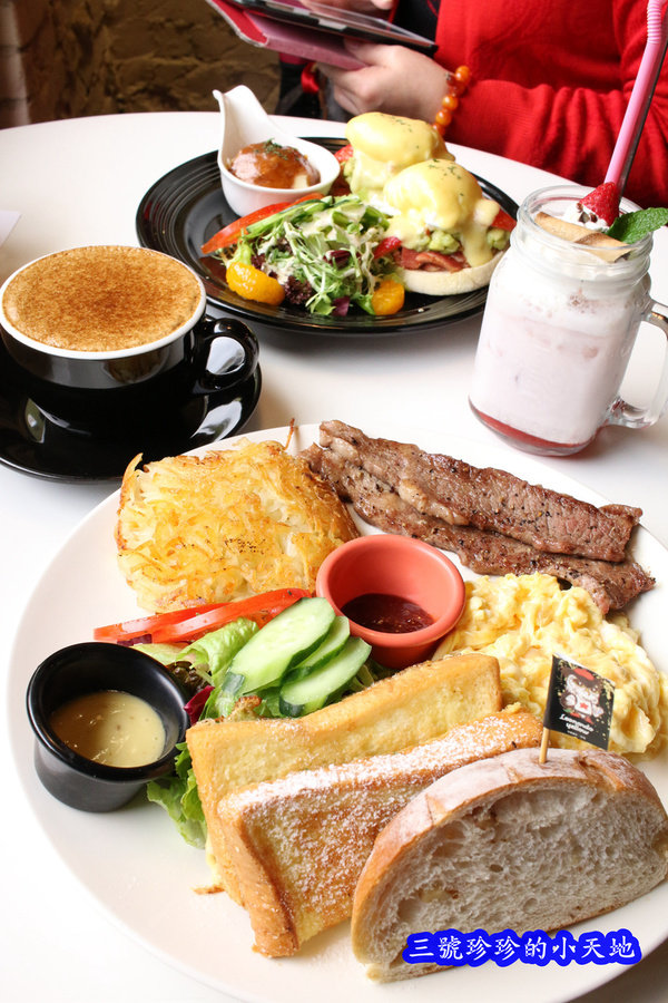 台北早午餐brunch推荐.草莓季限定早午餐.三只猫头鹰3owls c@fe.