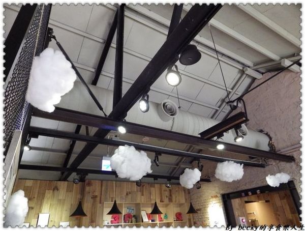 <捷運科技大樓站>三隻貓頭鷹3owls/全天候早午餐/歐式風格、美式餐點/巷弄文創咖啡廳/下午茶/套餐/單點/