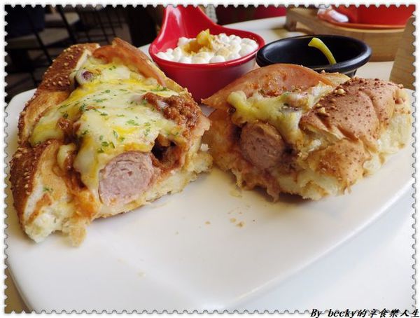 <捷運科技大樓站>三隻貓頭鷹3owls/全天候早午餐/歐式風格、美式餐點/巷弄文創咖啡廳/下午茶/套餐/單點/