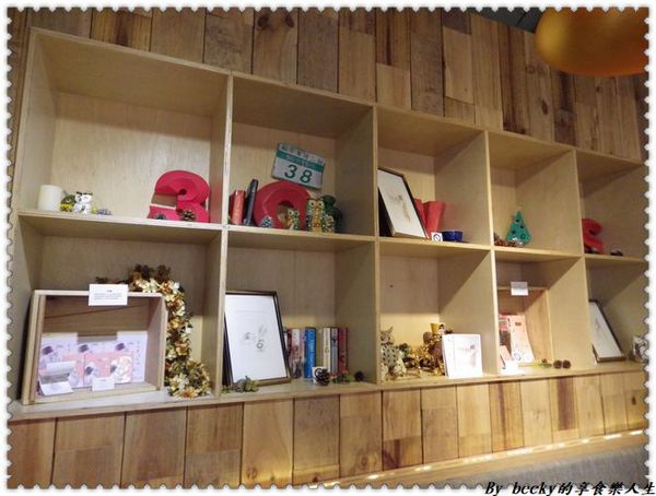 <捷運科技大樓站>三隻貓頭鷹3owls/全天候早午餐/歐式風格、美式餐點/巷弄文創咖啡廳/下午茶/套餐/單點/