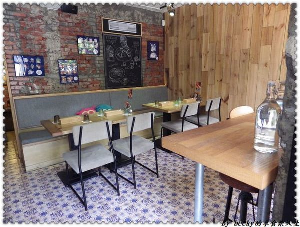 <捷運科技大樓站>三隻貓頭鷹3owls/全天候早午餐/歐式風格、美式餐點/巷弄文創咖啡廳/下午茶/套餐/單點/