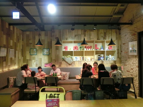 三隻貓頭鷹3owls c@fe:【台北教育大學附近美食推薦/咖啡廳推薦/早午餐推薦】三隻貓頭鷹3owls c@fe(和平店)~邊吃美食邊做公益~人美心也美喔!