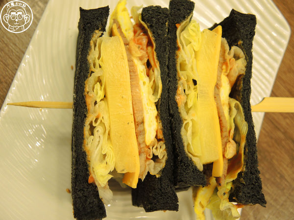 Find A Day找一頓Taipei Nu Brunch(莊敬店):呷飽祙【台北信義・找一頓早午餐 Find a Day】創新黑炭吐司與和風蛋餅 Find A Day找一頓Taipei Nu Brunch(莊敬店):呷飽祙【台北信義・找一頓早午餐 Find a Day】創新黑炭吐司與和風蛋餅