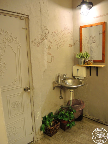 Find A Day找一頓Taipei Nu Brunch(莊敬店):呷飽祙【台北信義・找一頓早午餐 Find a Day】創新黑炭吐司與和風蛋餅 Find A Day找一頓Taipei Nu Brunch(莊敬店):呷飽祙【台北信義・找一頓早午餐 Find a Day】創新黑炭吐司與和風蛋餅