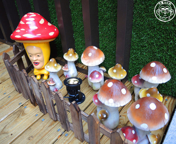 醜比頭的祕密花園:呷飽祙【台北大安・醜比頭的祕密花園】首間醜比頭主題餐廳盛大營運 醜比頭的祕密花園:呷飽祙【台北大安・醜比頭的祕密花園】首間醜比頭主題餐廳盛大營運