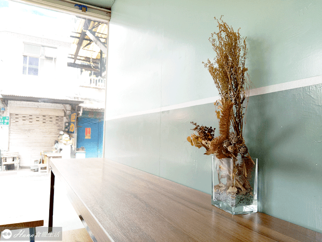 【台北大同】產出The Food | 不提供訂位的人氣巷弄早午餐 悠閒自然採光氛圍 好拍又好吃