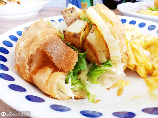 【台北大同】產出The Food | 不提供訂位的人氣巷弄早午餐 悠閒自然採光氛圍 好拍又好吃