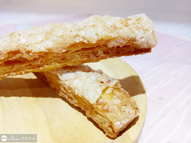 【新北新莊】萌焙司 Mon Precieux | 等半年才拿到的隱藏版巷弄人氣網購千層酥 100分的酥脆好吃! 鹹甜適中會涮嘴~