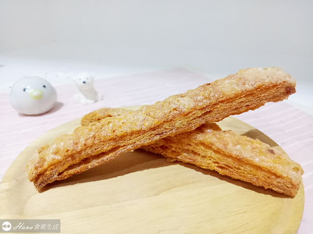 【新北新莊】萌焙司 Mon Precieux | 等半年才拿到的隱藏版巷弄人氣網購千層酥 100分的酥脆好吃! 鹹甜適中會涮嘴~