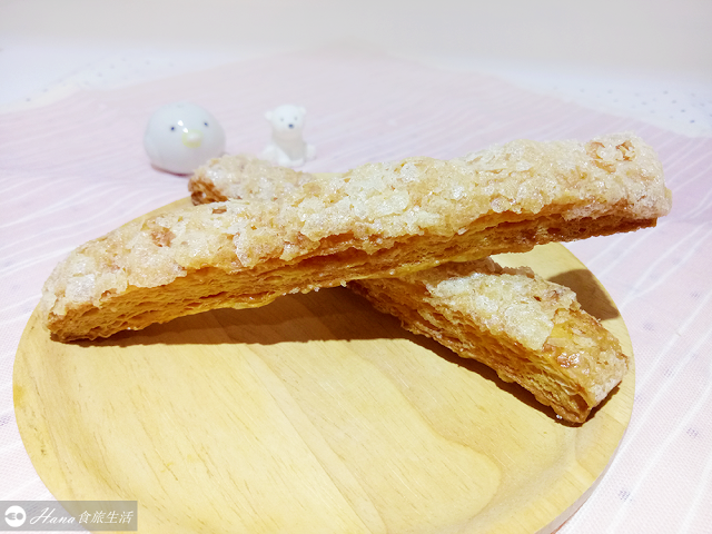 【新北新莊】萌焙司 Mon Precieux | 等半年才拿到的隱藏版巷弄人氣網購千層酥 100分的酥脆好吃! 鹹甜適中會涮嘴~