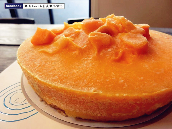 法國的秘密甜點：【宅配體驗】團購美食/伴手禮/下午茶點心首選→法國的秘密甜點-情人節蛋糕:森林莓果佐起司@跟著Yumi尤美美動吃動吃(品嘗日期:2015年8月20 日)