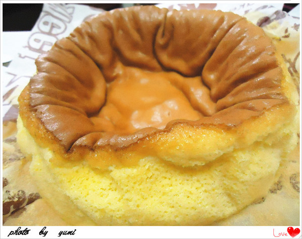 法國的秘密甜點：【宅配體驗】團購美食/伴手禮/下午茶點心首選→法國的秘密甜點-情人節蛋糕:森林莓果佐起司@跟著Yumi尤美美動吃動吃(品嘗日期:2015年8月20 日)