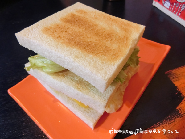 《白暮蛋餅先生》中山國中站周邊美食，招牌薯餅塔和蛋餅，來個中式早午餐吧！