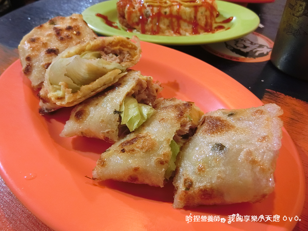 《白暮蛋餅先生》中山國中站周邊美食，招牌薯餅塔和蛋餅，來個中式早午餐吧！