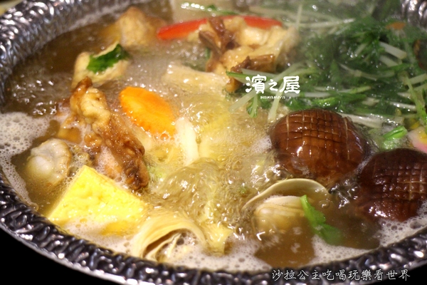 濱之屋：東區美食『濱之屋』日本烏龍麵鍋物料理"捷運國父紀念館站"