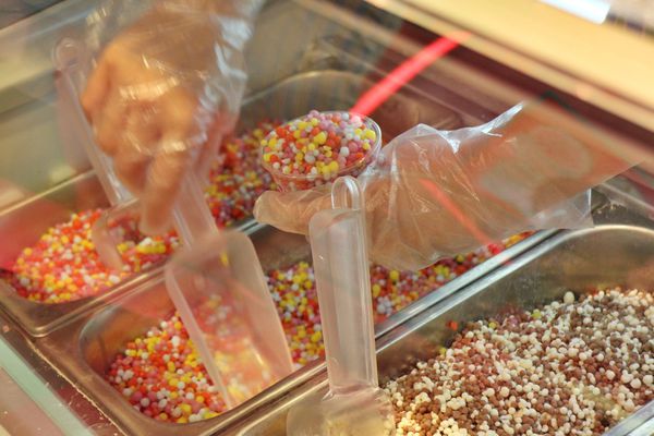 Mini Melts 粒粒冰淇淋、黑白巧克力 Mini Melts、棉花糖Mini Melts、彩虹世界Mini Melts、草莓牛奶冰淇淋Mini Melts、西門町漢中街