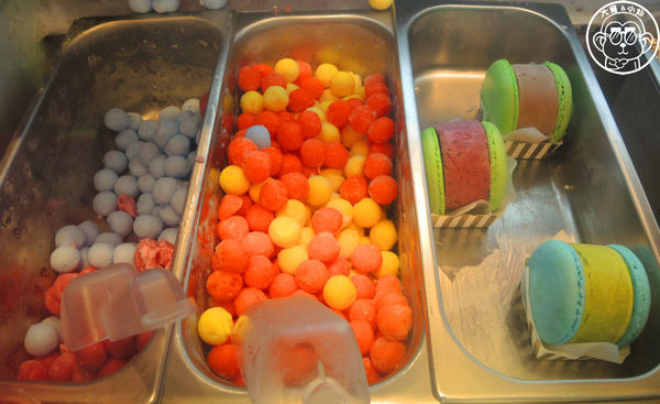 Mini Melts 粒粒冰淇淋:呷飽祙【台北萬華・Mini Melts粒粒冰淇淋】全世界最小的冰淇淋 Mini Melts 粒粒冰淇淋:呷飽祙【台北萬華・Mini Melts粒粒冰淇淋】全世界最小的冰淇淋