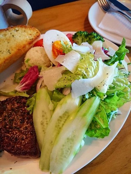 17265014_1428785063819845_506724663360126544_n