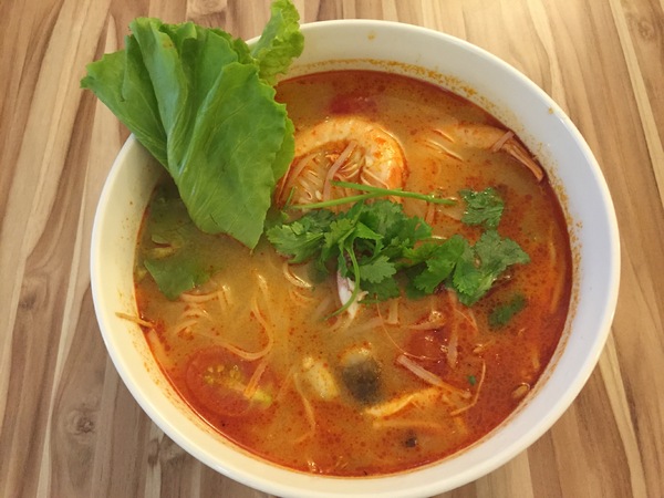 東央貢。泰食堂：東央貢。泰食堂