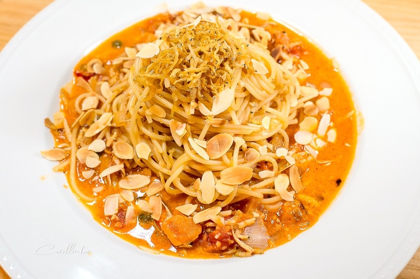 《小市場咖啡》在地食材新鮮上桌 - 卡琳。摸魚兒趣