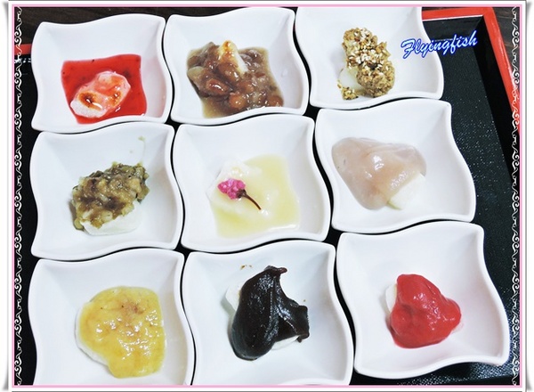 甘味處 麻糬屋:✜ 滿滿人情味ㄟ道地日式麻糬及季節性限定九宮格麻糬滴加啦~-「甘味處もち餅屋」 (((o(*゚▽゚*)o))) 甘味處 麻糬屋:✜ 滿滿人情味ㄟ道地日式麻糬及季節性限定九宮格麻糬滴加啦~-「甘味處もち餅屋」 (((o(*゚▽゚*)o)))