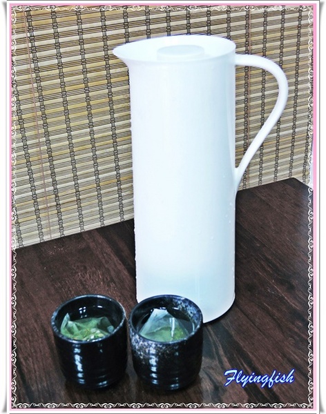 甘味處 麻糬屋:✜ 滿滿人情味ㄟ道地日式麻糬及季節性限定九宮格麻糬滴加啦~-「甘味處もち餅屋」 (((o(*゚▽゚*)o))) 甘味處 麻糬屋:✜ 滿滿人情味ㄟ道地日式麻糬及季節性限定九宮格麻糬滴加啦~-「甘味處もち餅屋」 (((o(*゚▽゚*)o)))