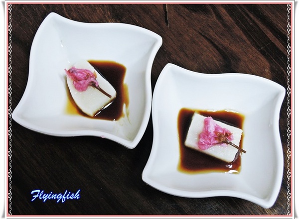 甘味處 麻糬屋:✜ 滿滿人情味ㄟ道地日式麻糬及季節性限定九宮格麻糬滴加啦~-「甘味處もち餅屋」 (((o(*゚▽゚*)o))) 甘味處 麻糬屋:✜ 滿滿人情味ㄟ道地日式麻糬及季節性限定九宮格麻糬滴加啦~-「甘味處もち餅屋」 (((o(*゚▽゚*)o)))